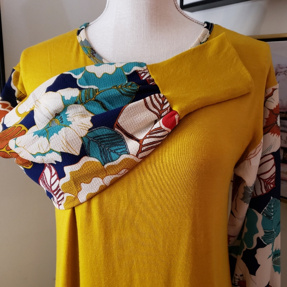 Mai Soli top small beutiful mustard and floral - Picture 6 of 8